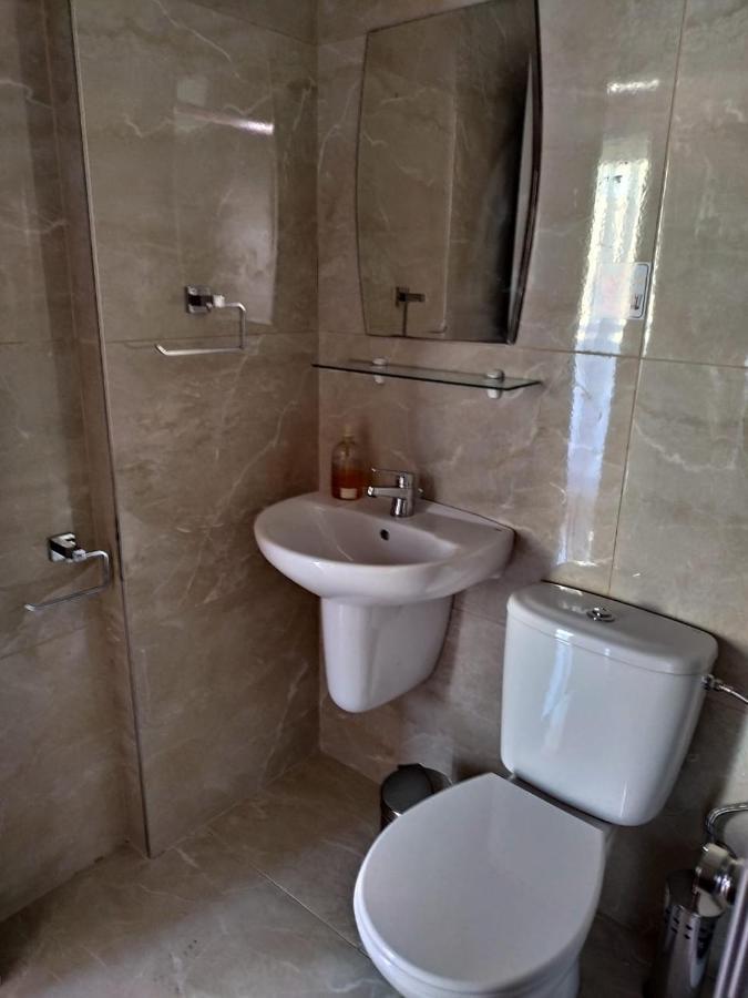 1 Bedroom Apartment Larnaca Exterior photo
