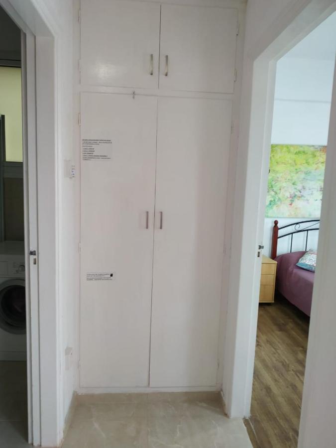 1 Bedroom Apartment Larnaca Exterior photo