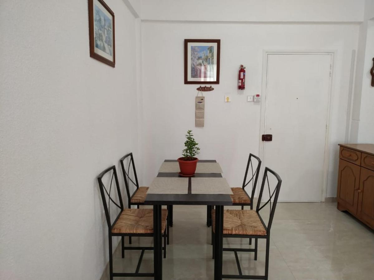 1 Bedroom Apartment Larnaca Exterior photo